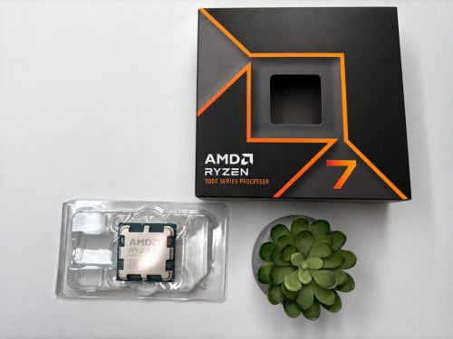 AMD Ryzen 7 9700X 3,8GHz AM5 BOX (Ventilátor nélkül)