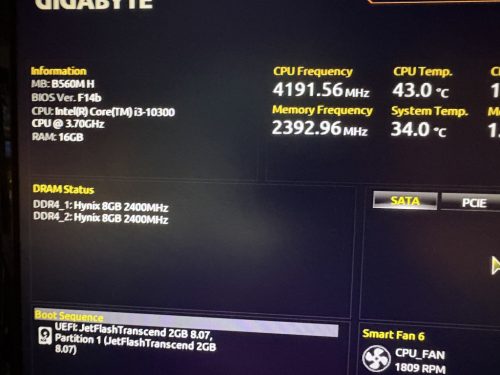 Intel Core i3-10300 4 mag 8 szál 4.4GHz LGA1200 UHD 630